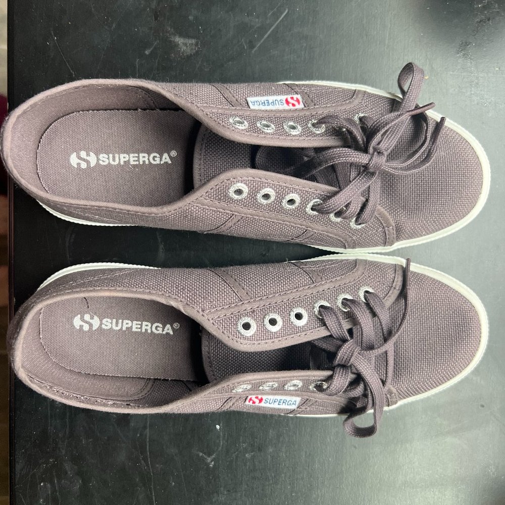 GREY, WHITE AND BLACK SUPERGA WOMENS SIZE 9 SHOES